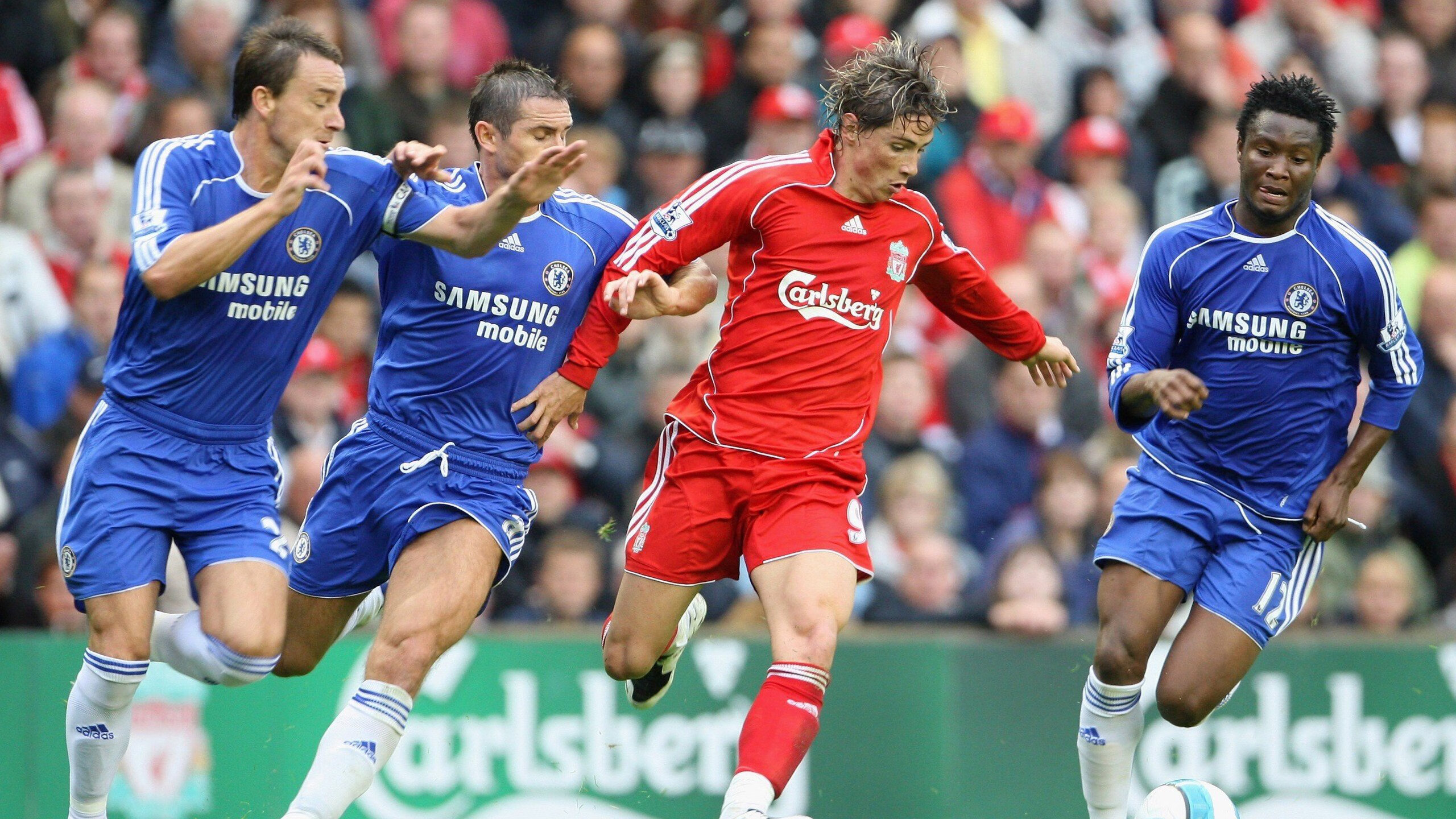 “团队精神:幕后英雄的坚韧守护”,这才是团队精神